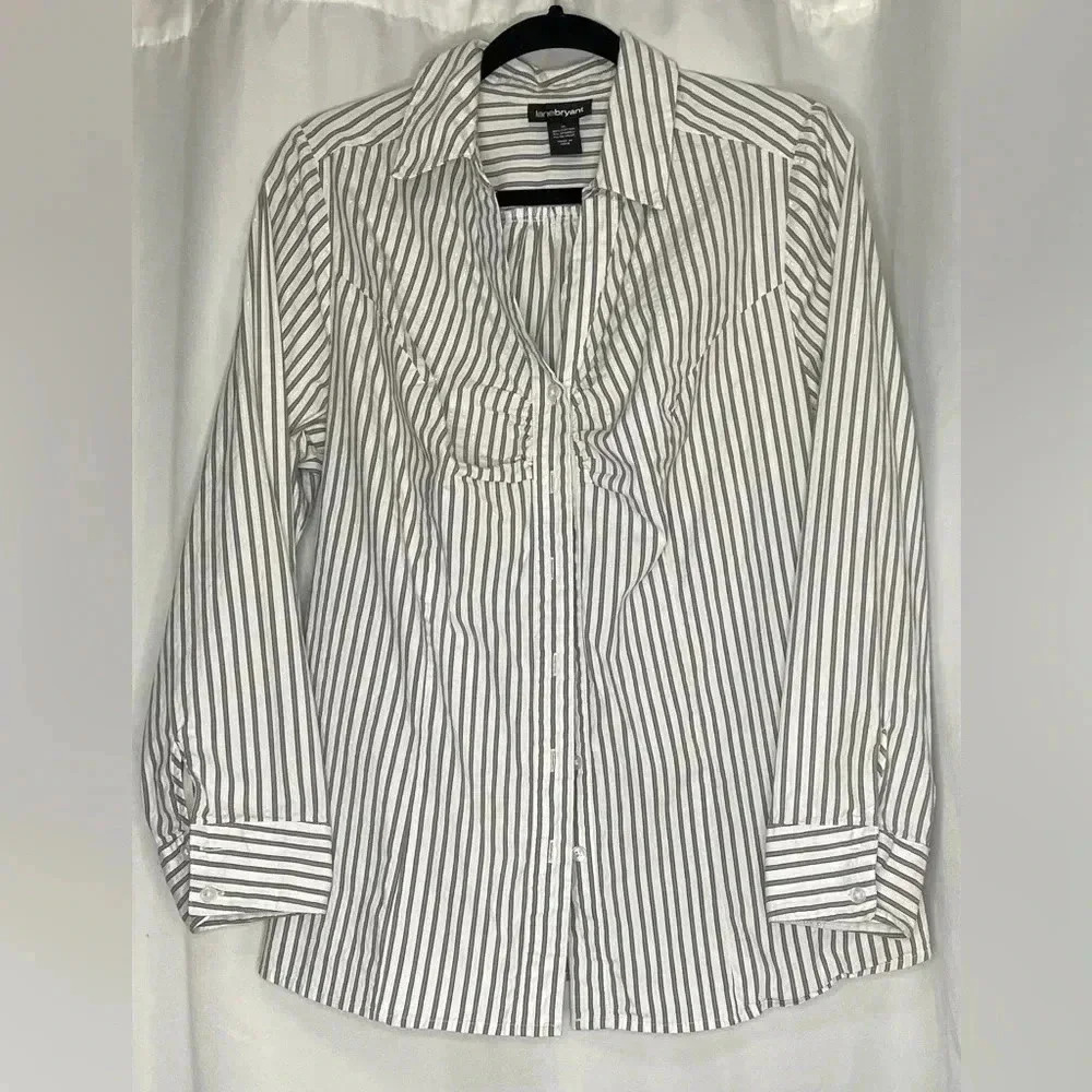 Lane Bryant button‎ down blouse